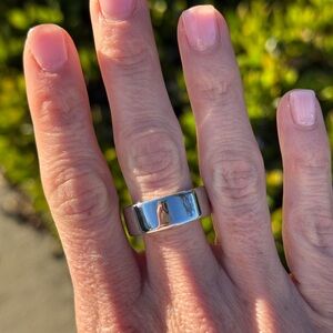 Oura Ring Gen4 - Silver Size 7 | Minimal Wear, Charger Included